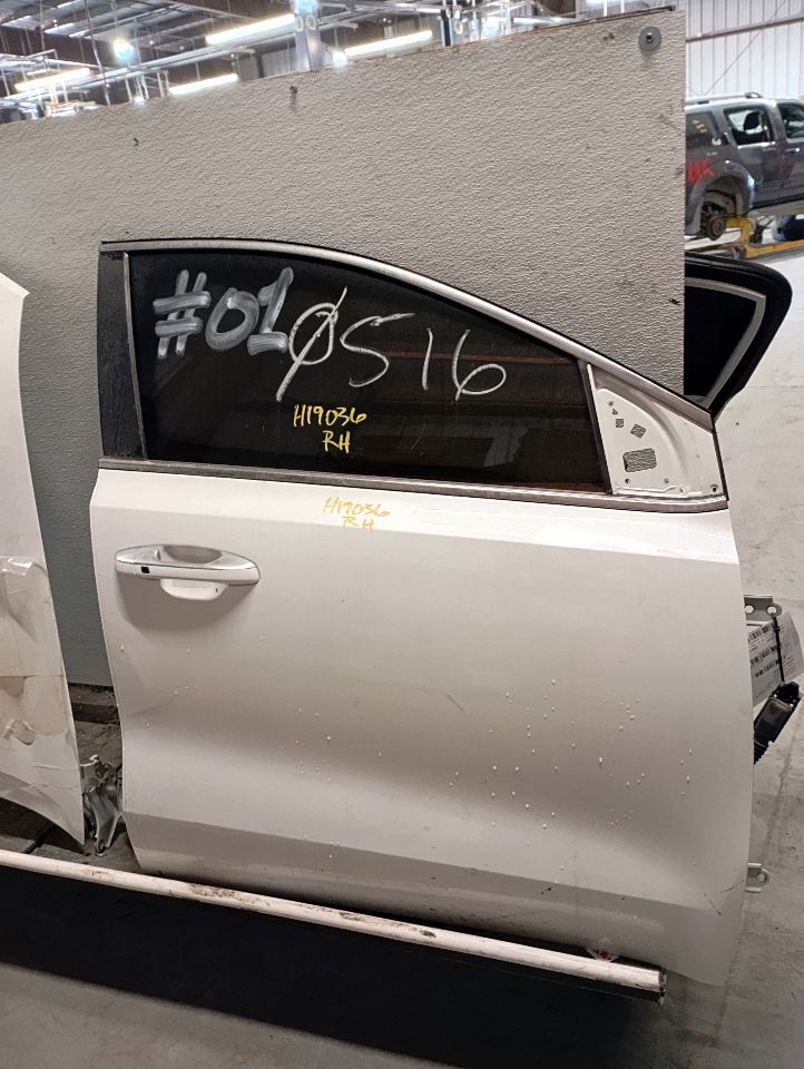2017 Kia SPORTAGE Door Assembly, Fr