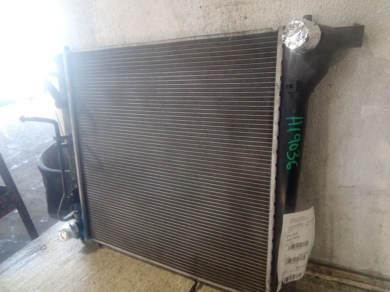 Part image 3