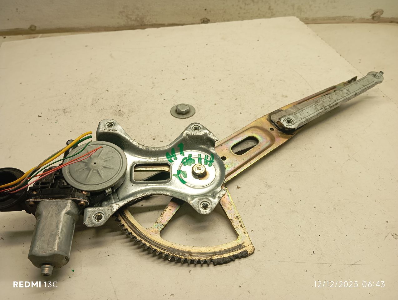 2004 Toyota PRIUS Door Window Reg, Fr