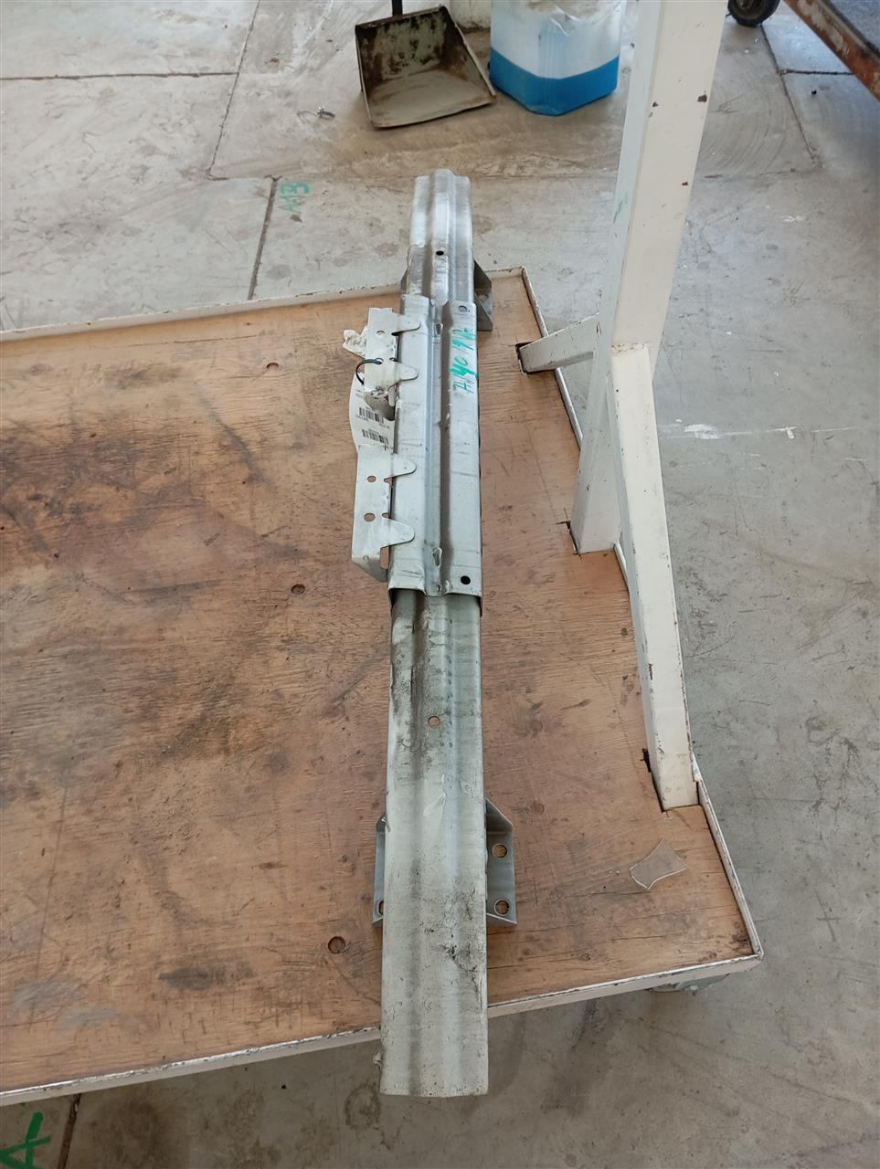 Part image 2