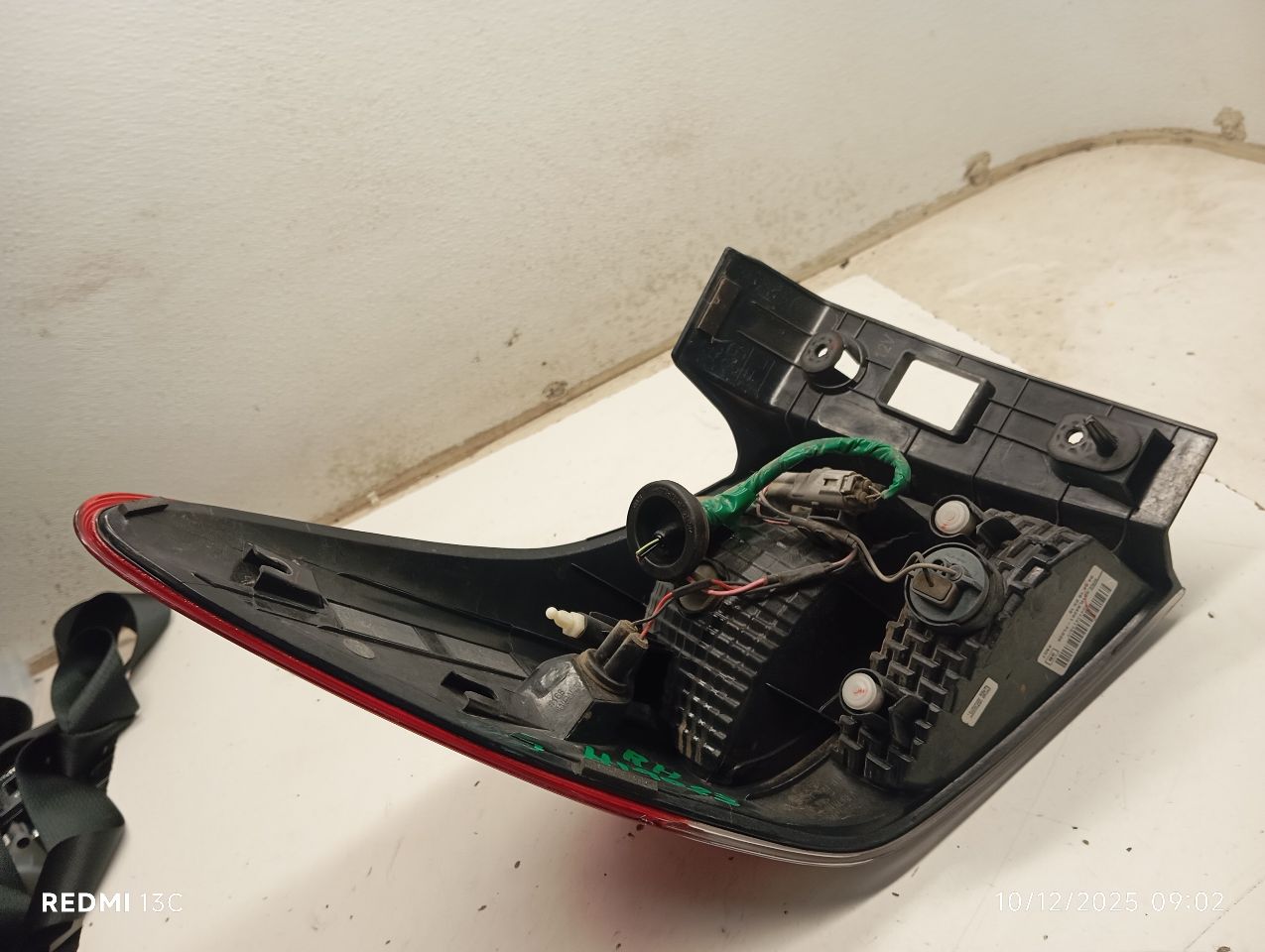 Part image 3