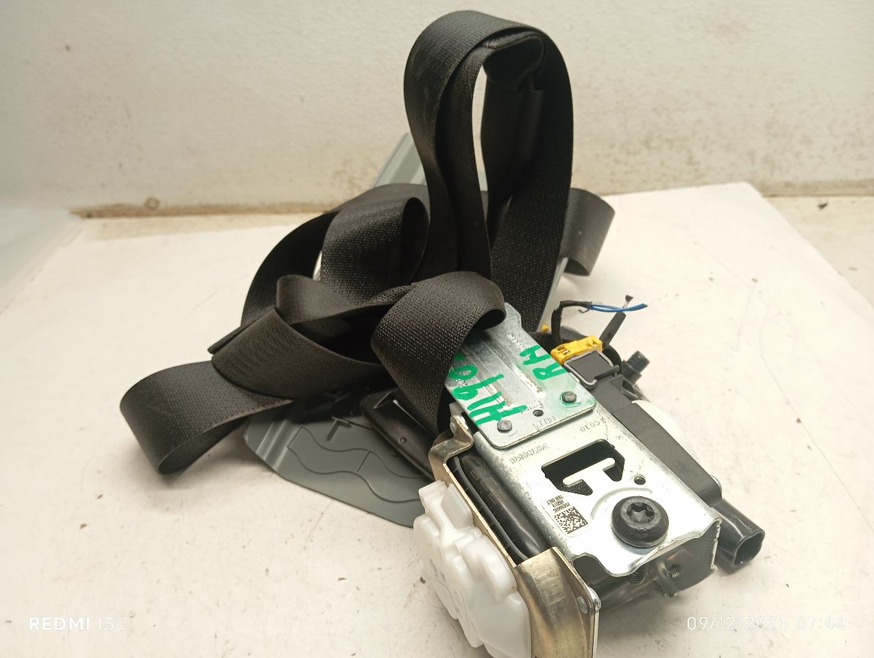 2023 Ford EXPLORER Seat Belt, Front