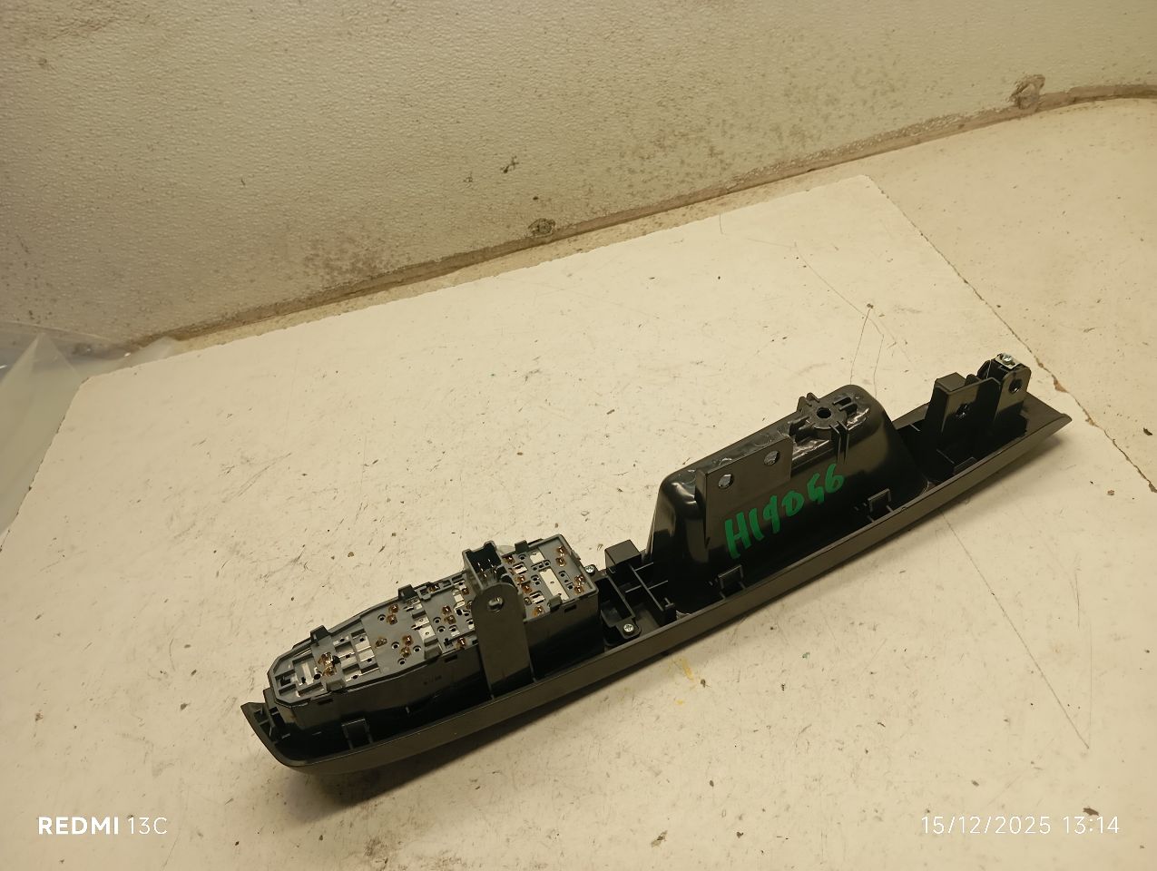 Used 2014 General Motors SPARK Front Door Switch - Stock #H19056