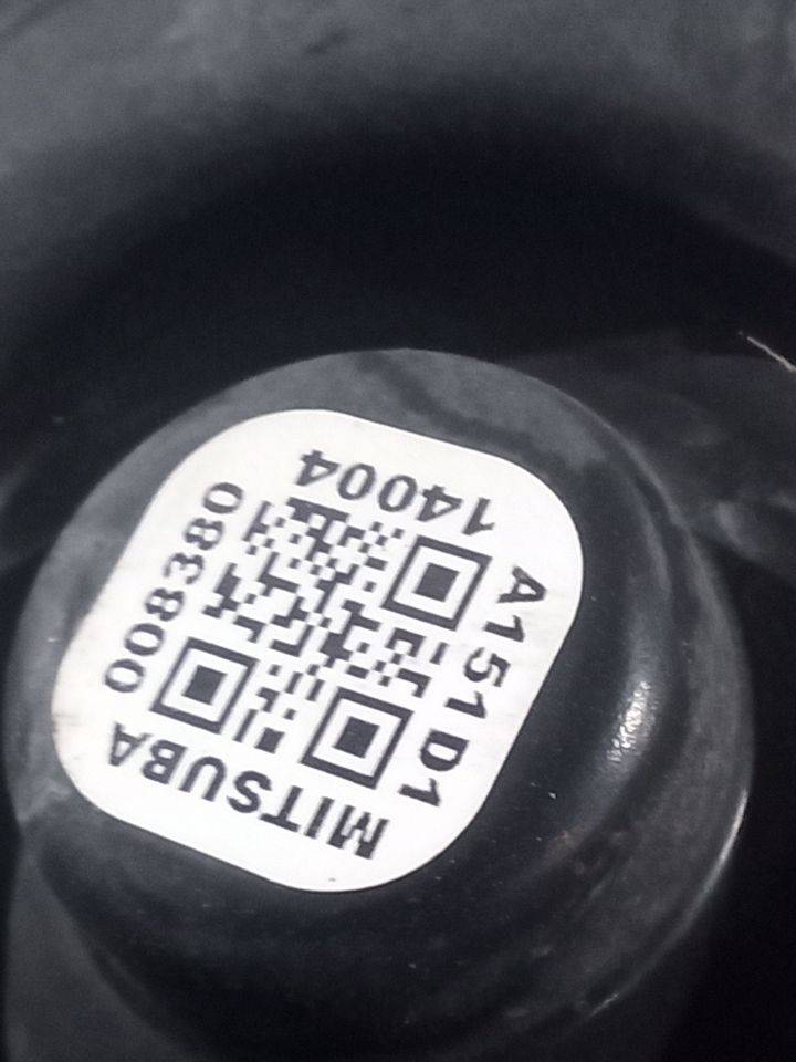 Part image 7
