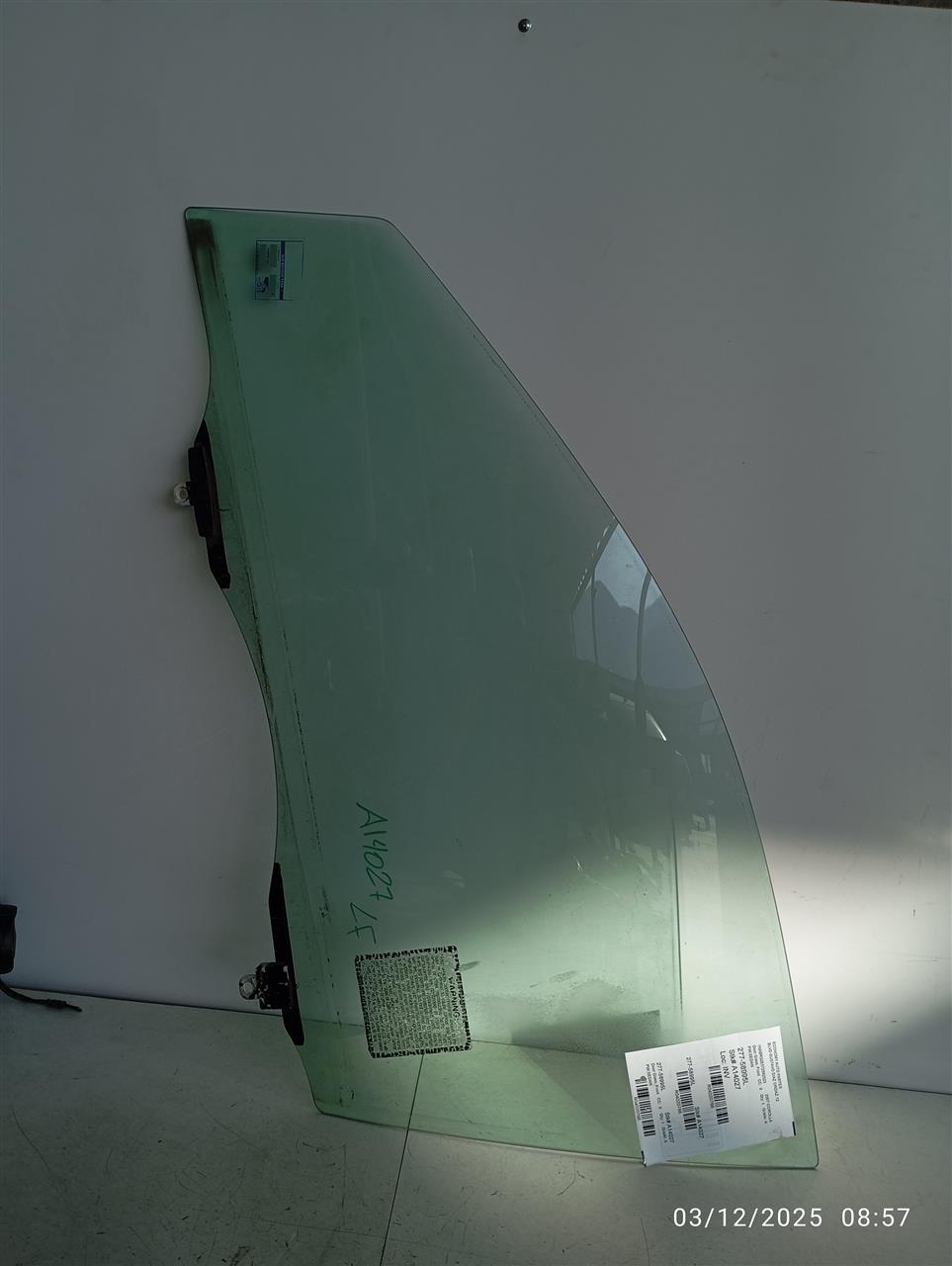 2007 Toyota COROLLA Door Glass, Front