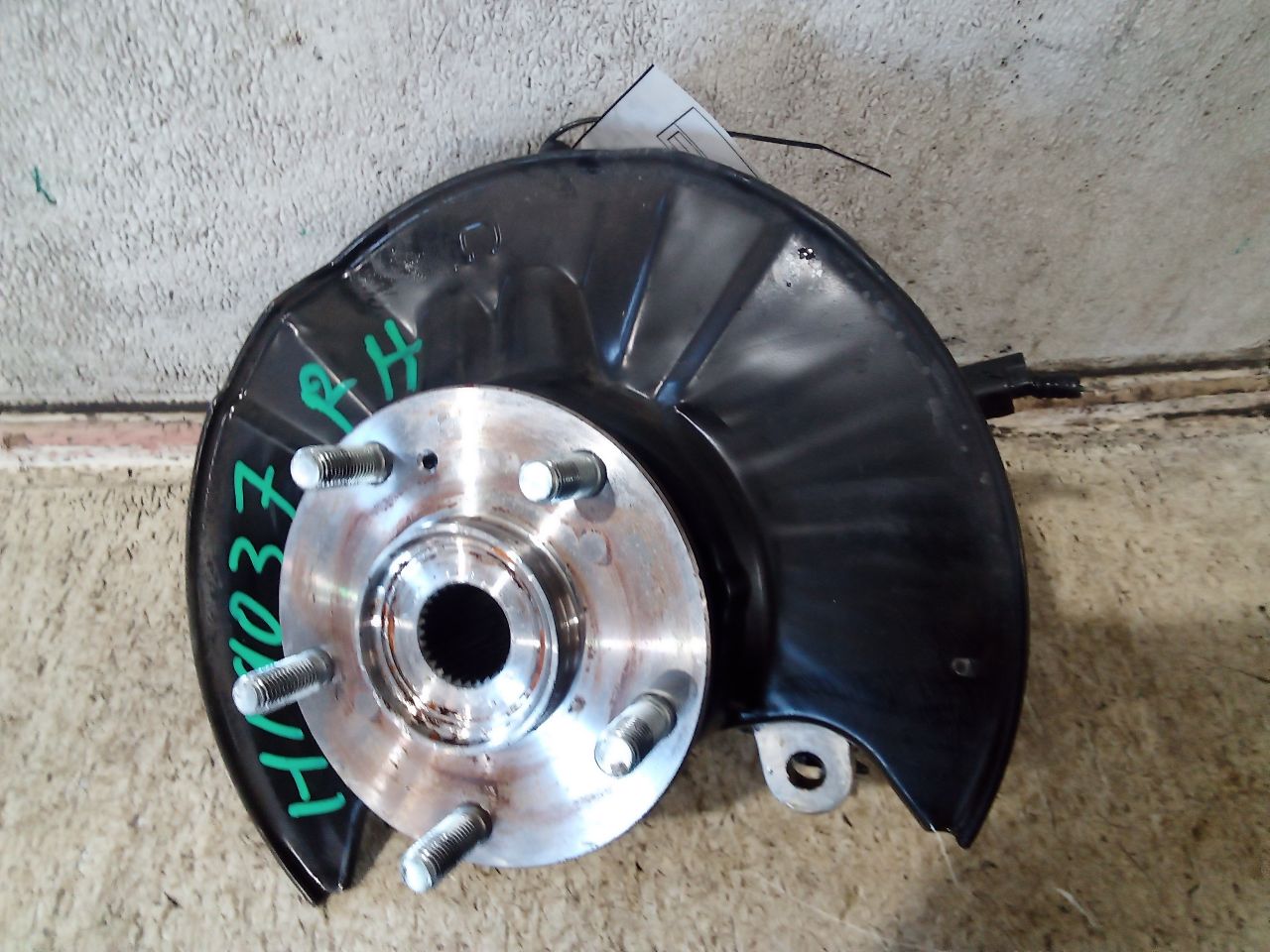 Part image 3