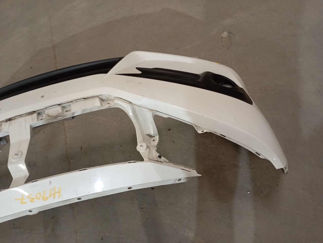 Part image 3