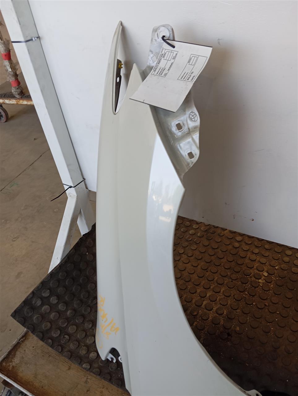 Part image 3