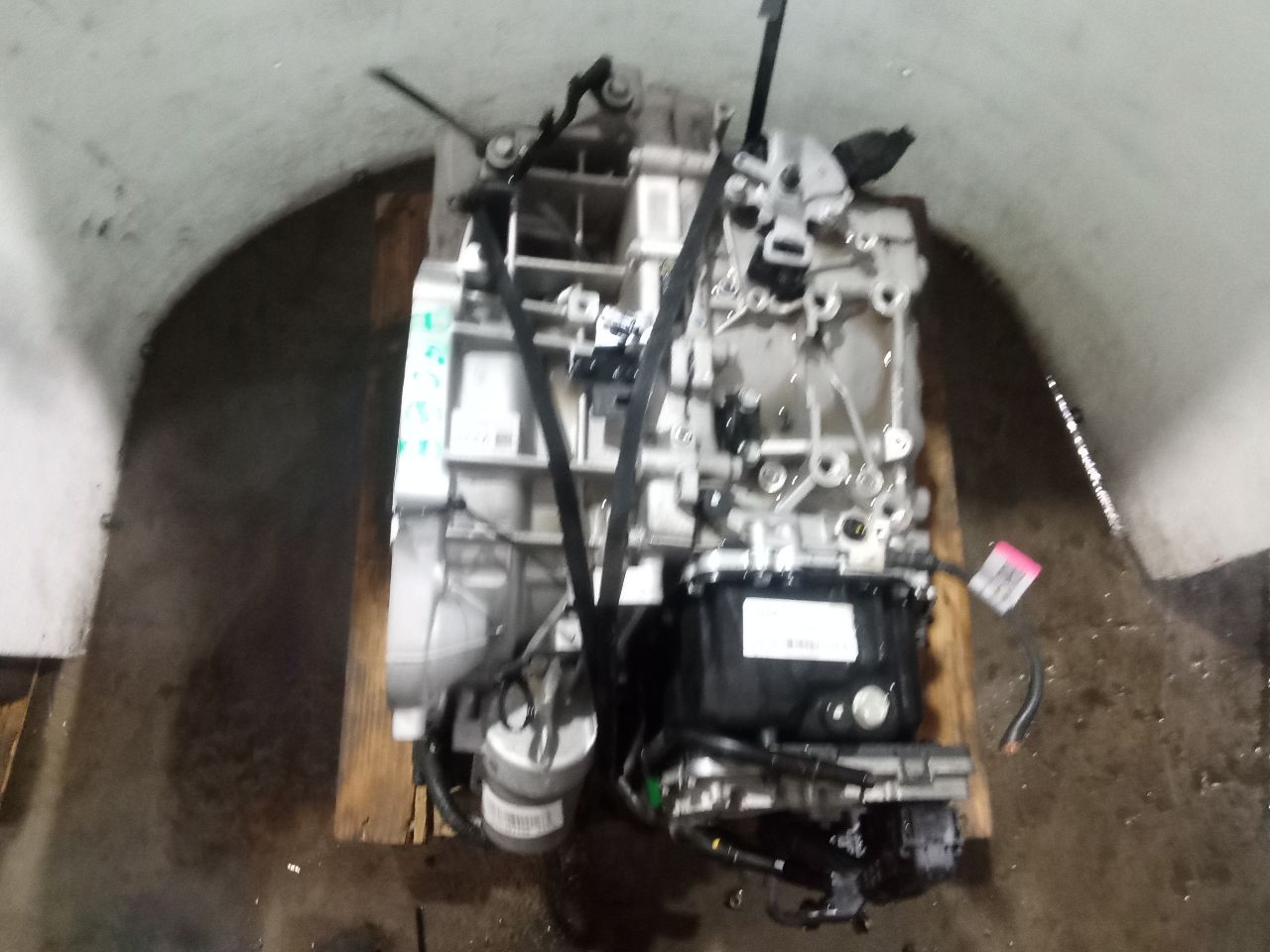 Part image 4