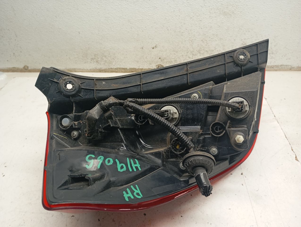 Part image 4