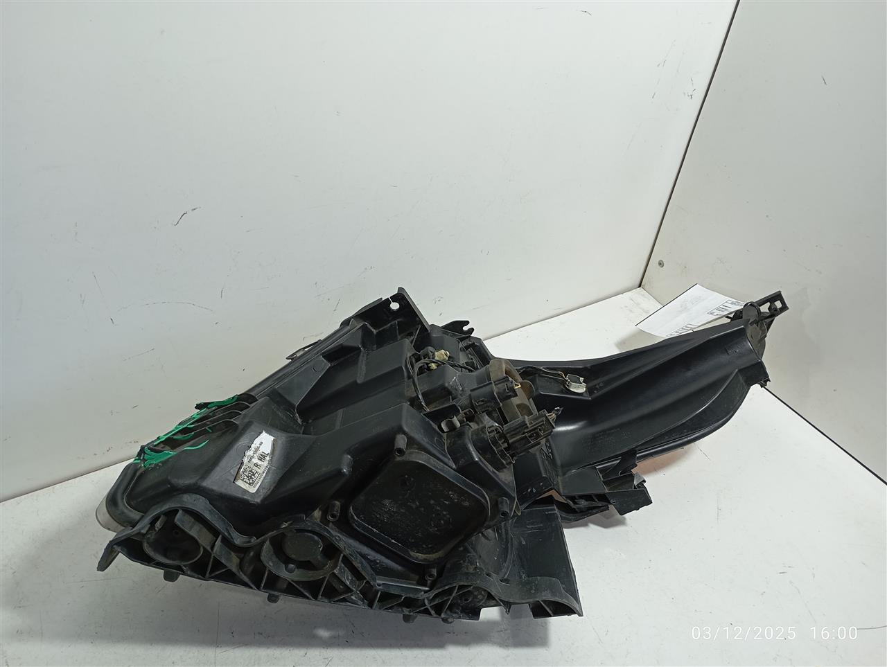 Part image 4