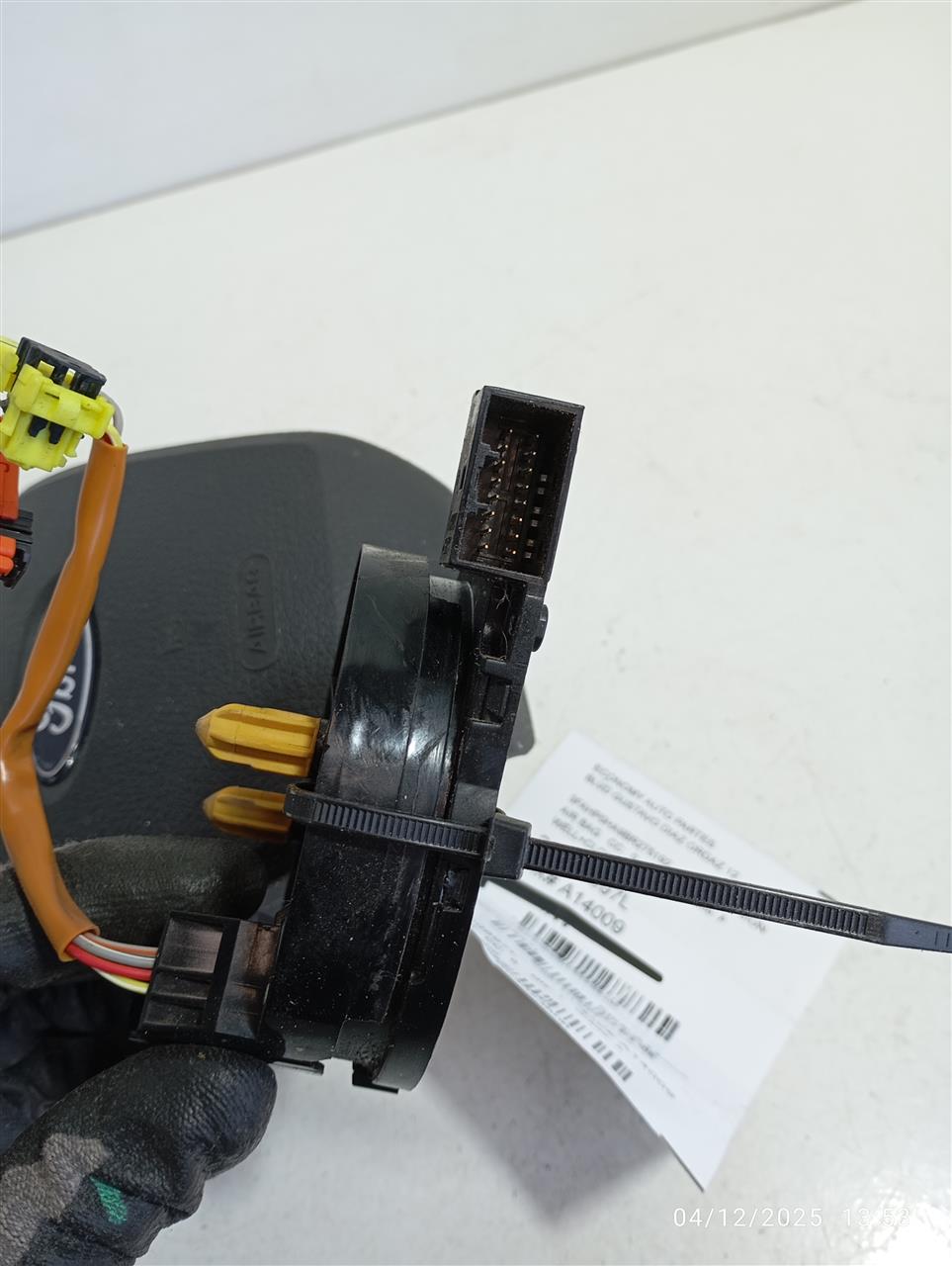 Part image 3