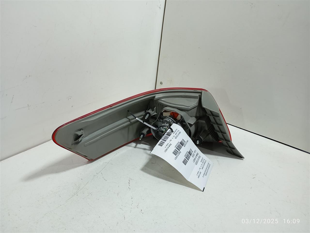 Part image 4