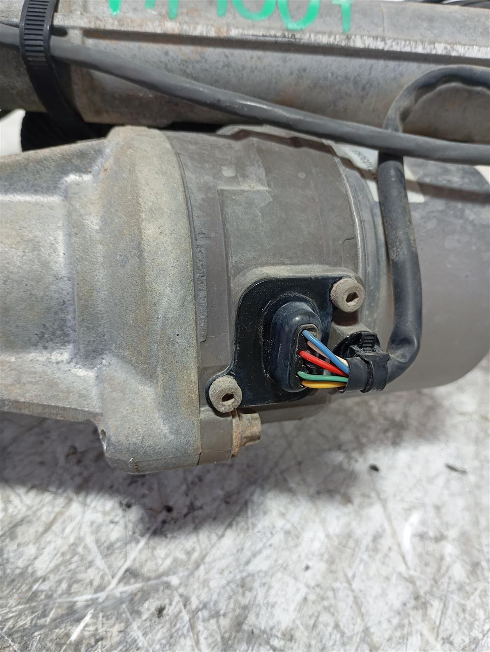 Part image 3
