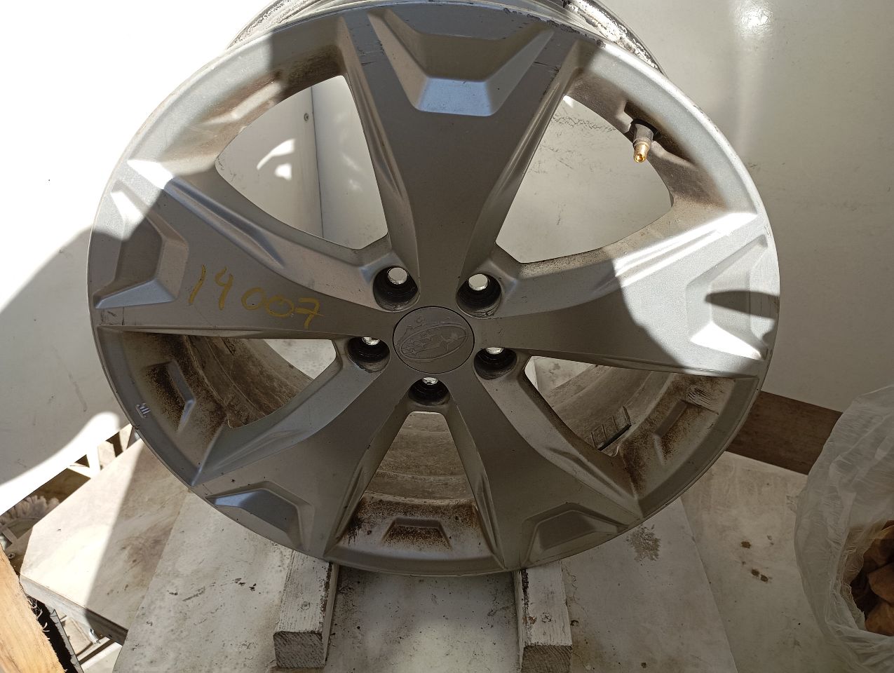 Part image 1