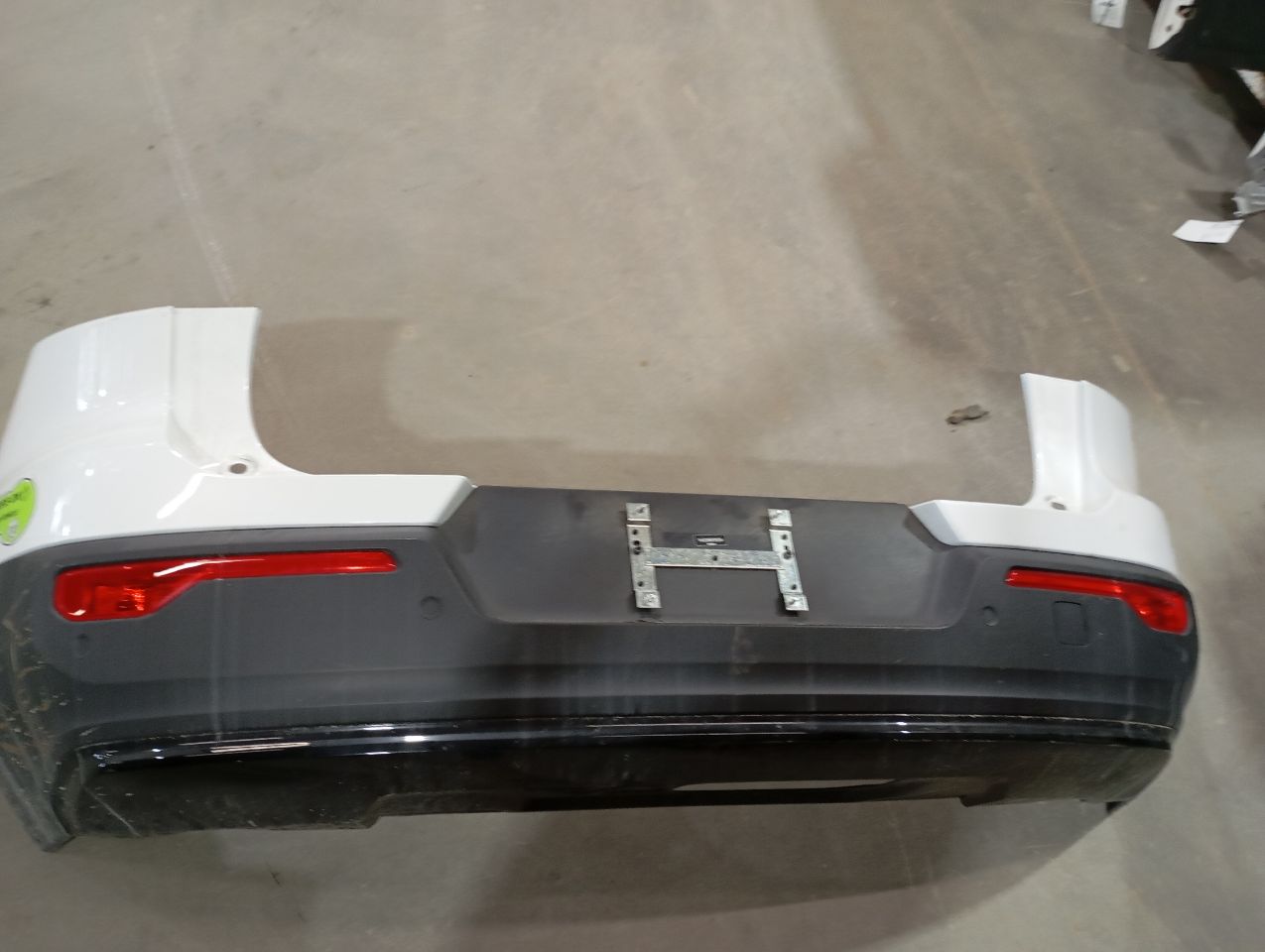 Part image 1