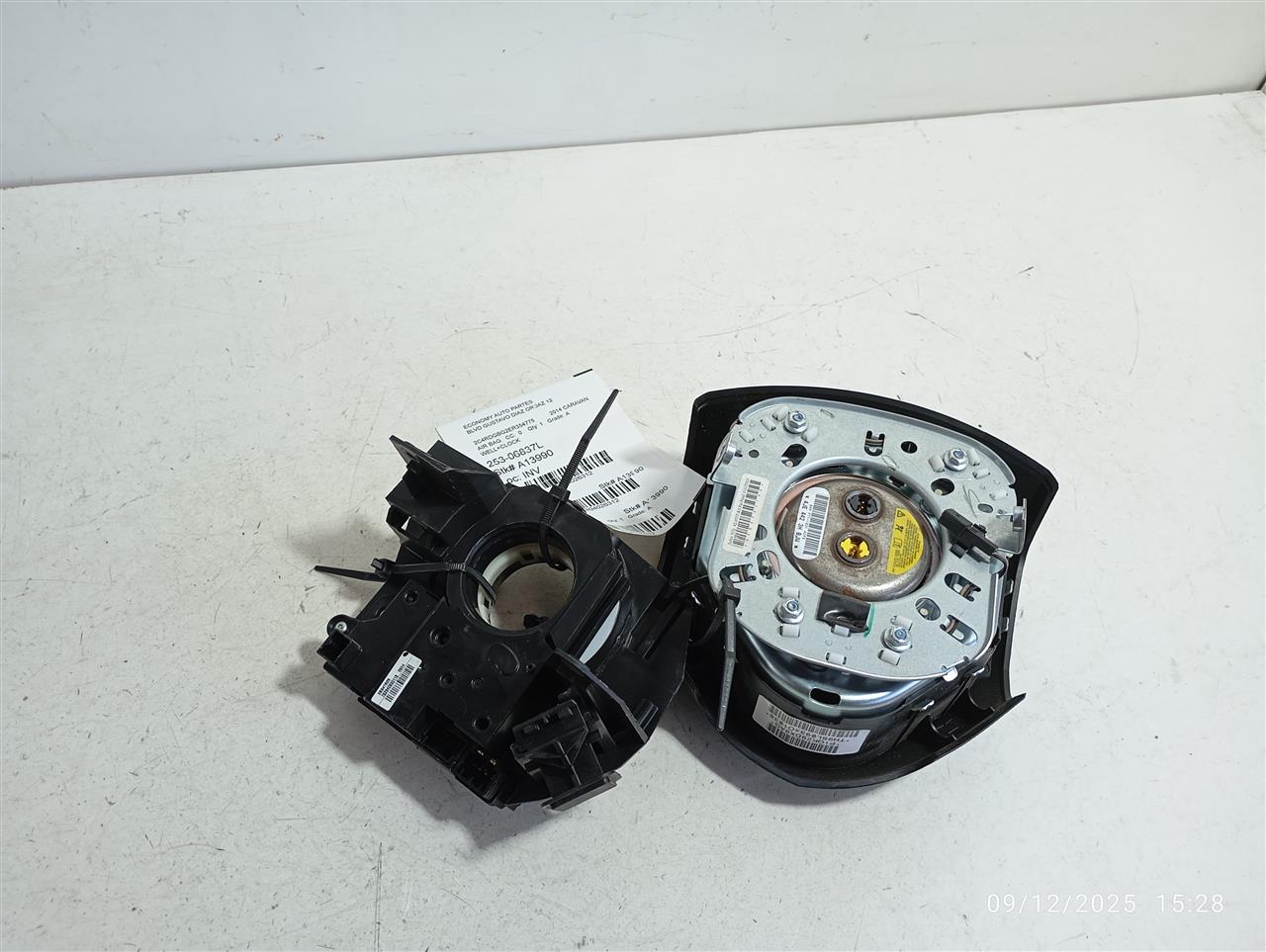 2014 Chrysler CARAVAN Air Bag