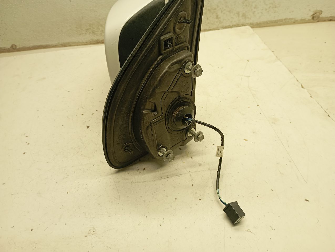 Part image 3