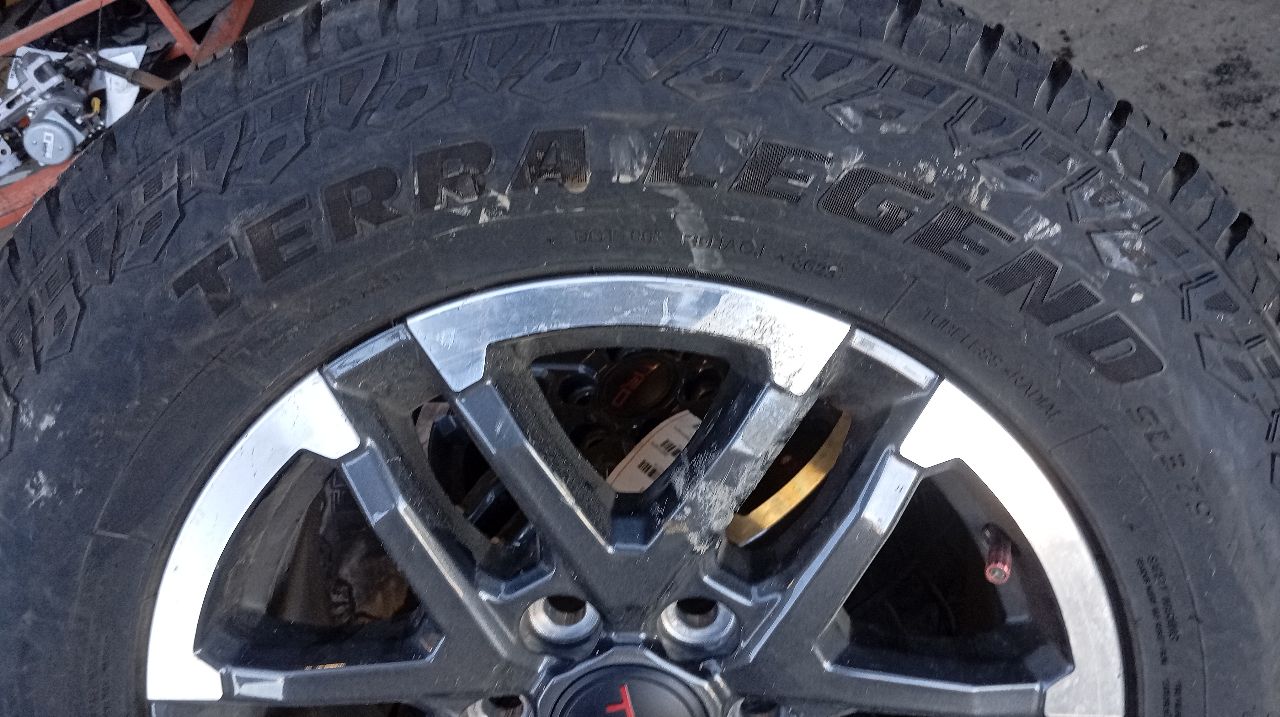 Part image 15