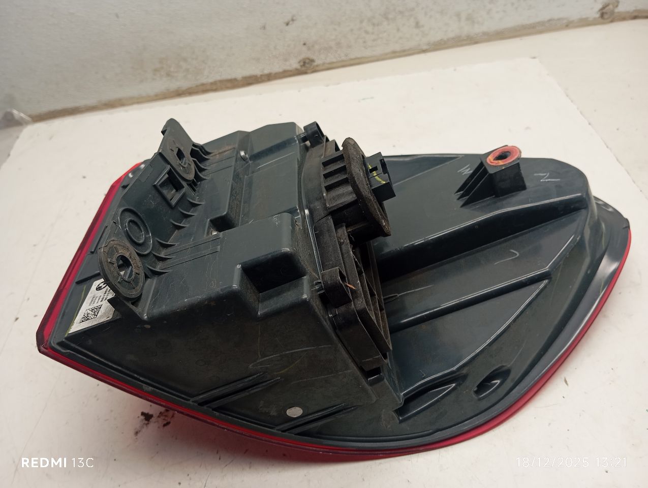 Part image 3