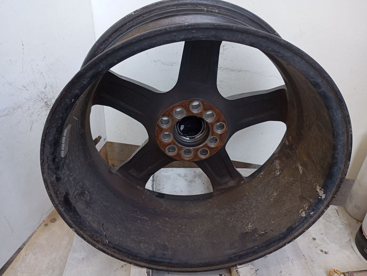 Part image 3