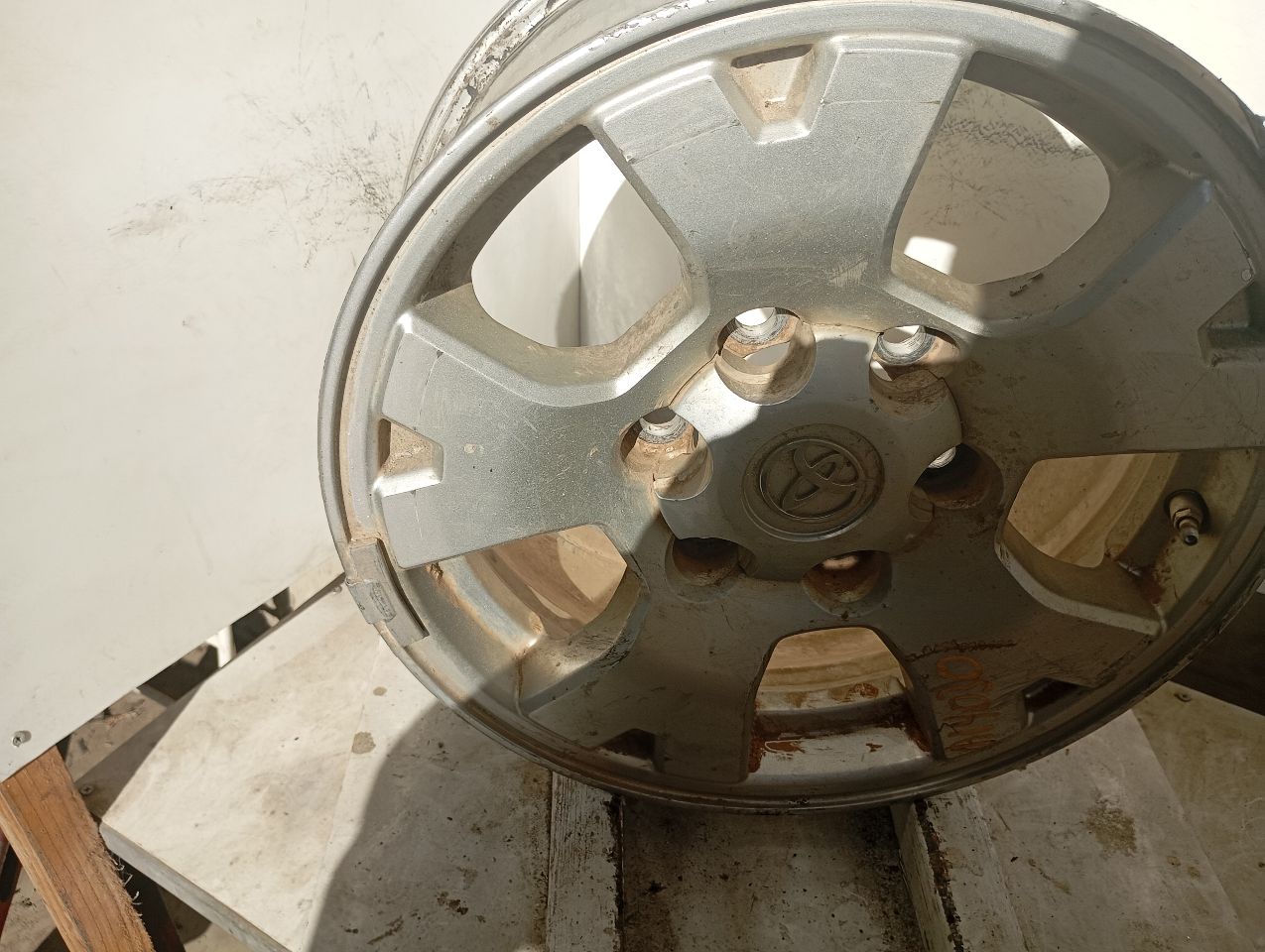 Part image 2