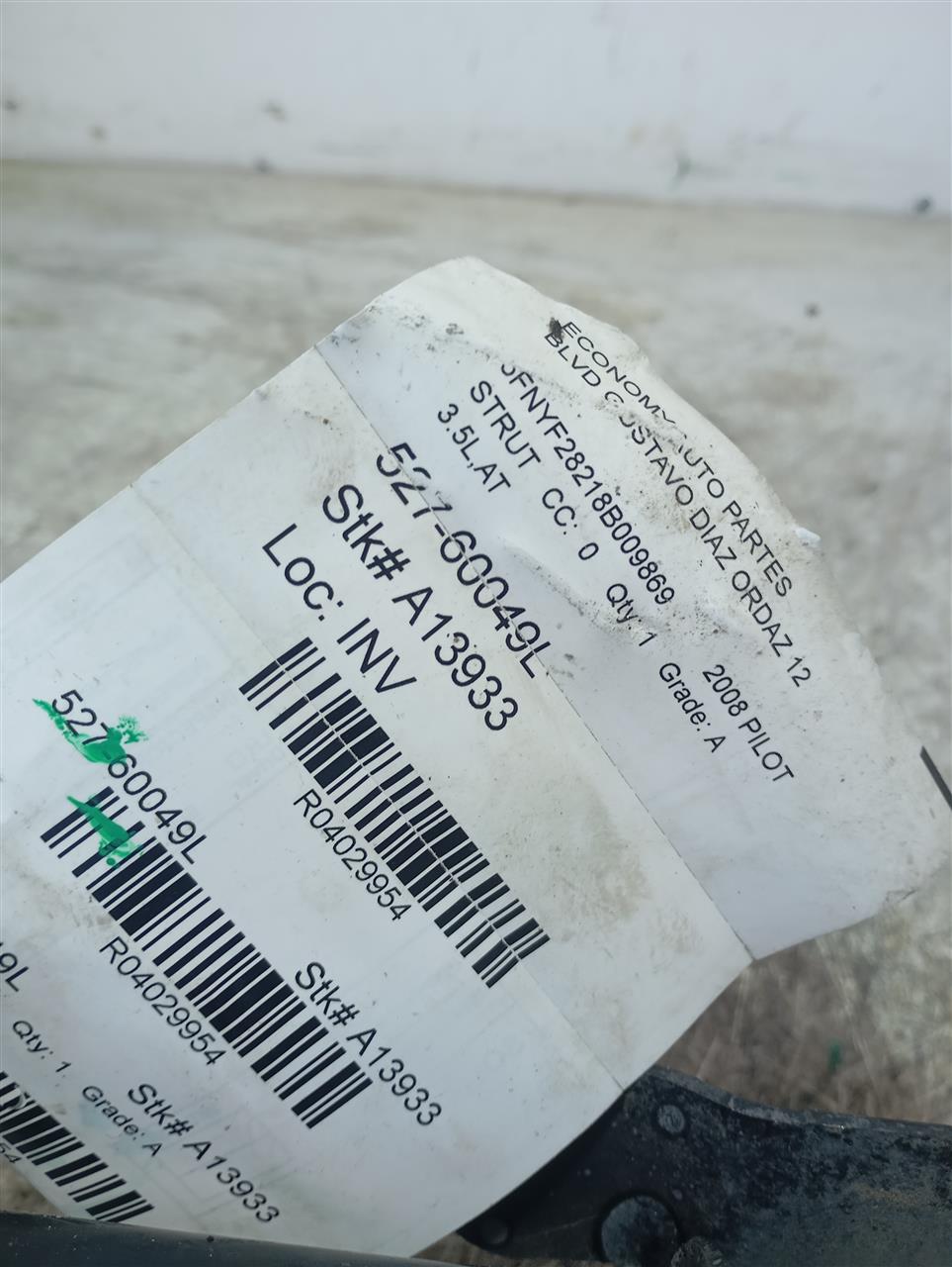 2008 Honda PILOT Strut