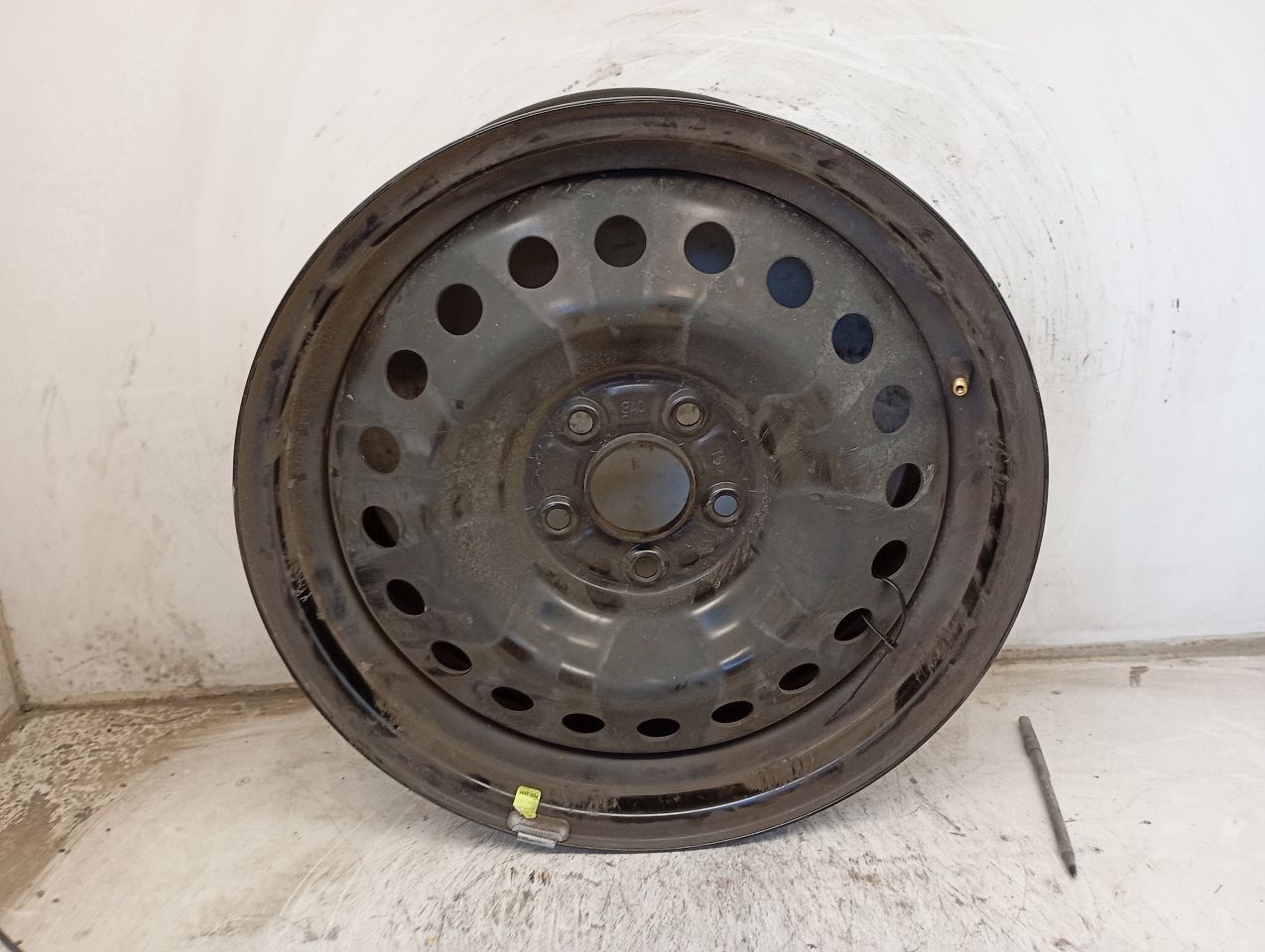 Part image 4