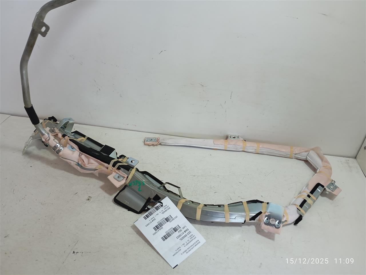 Part image 3