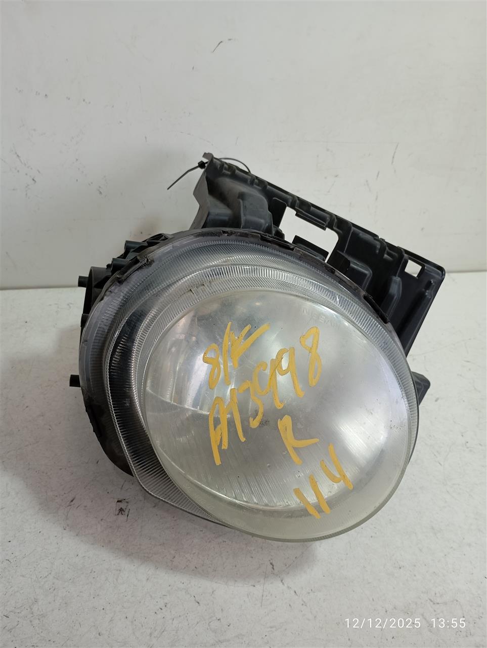 2011 Nissan JUKE Headlamp Assembly