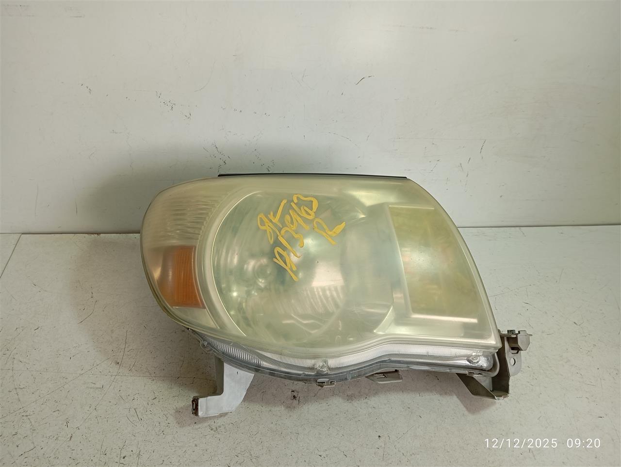 2006 Toyota TACOMA Headlamp Assembly