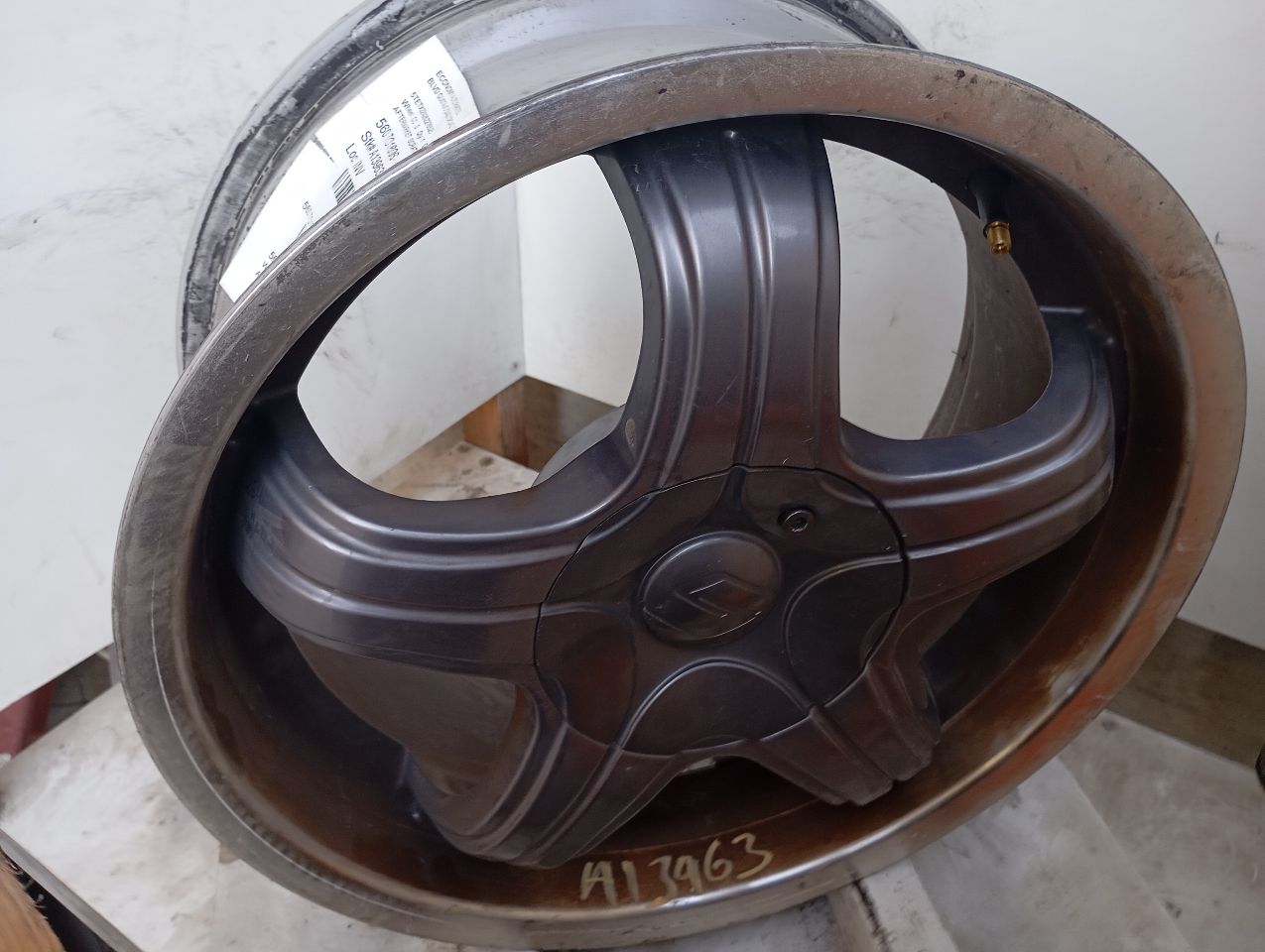 Part image 11