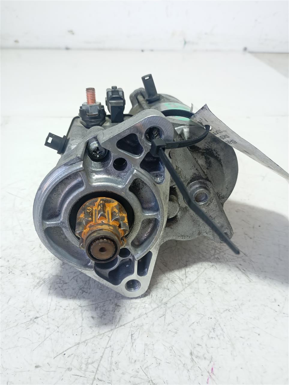 Part image 3