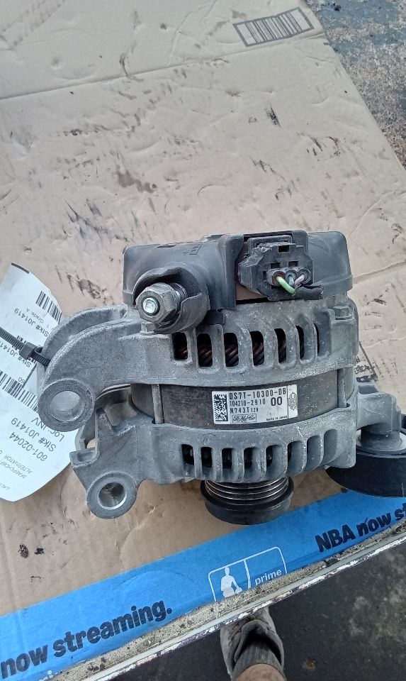 Used 2015 Ford FUSION w/o heated seats - Stock #J01419