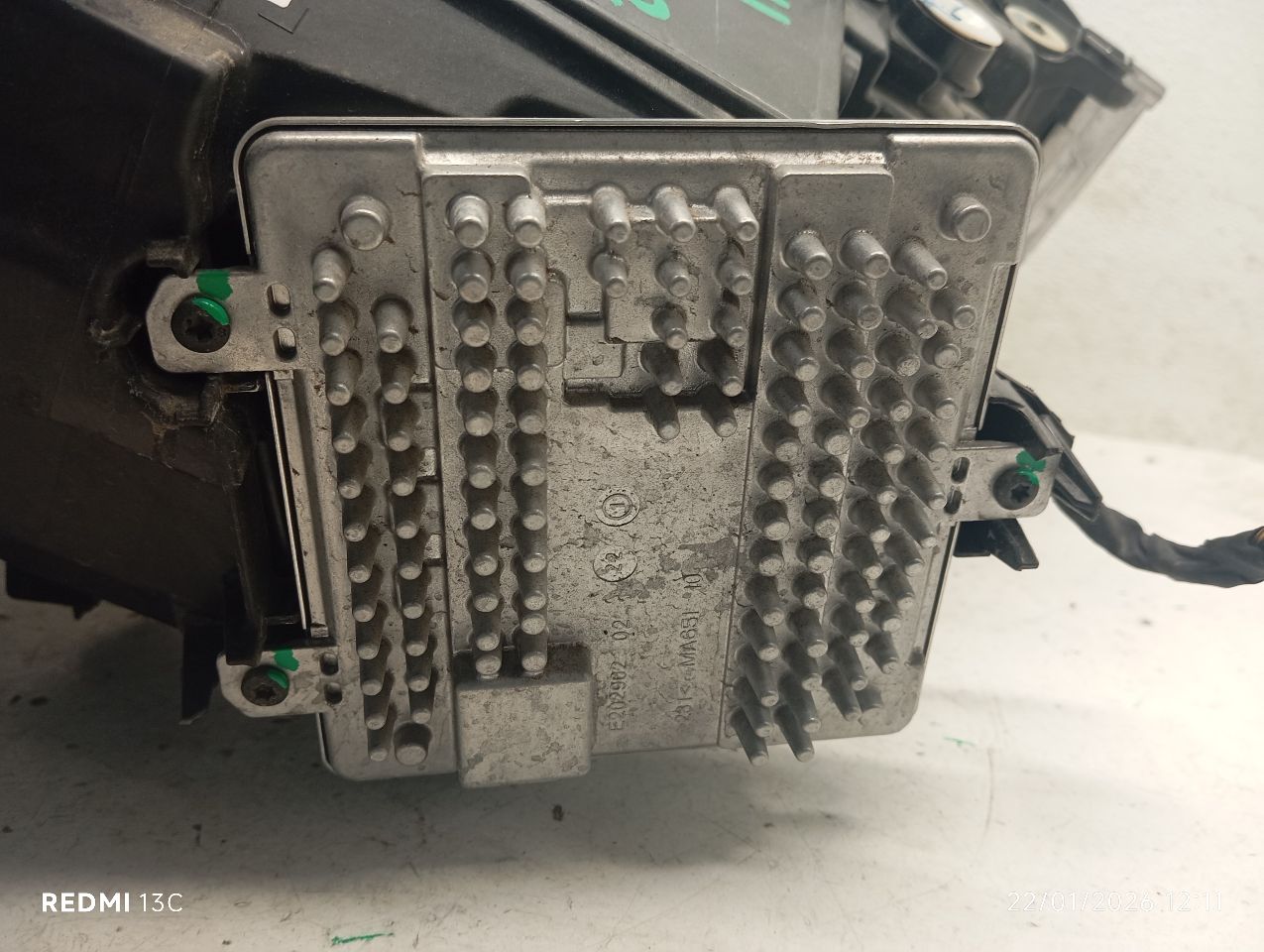 Part image 3