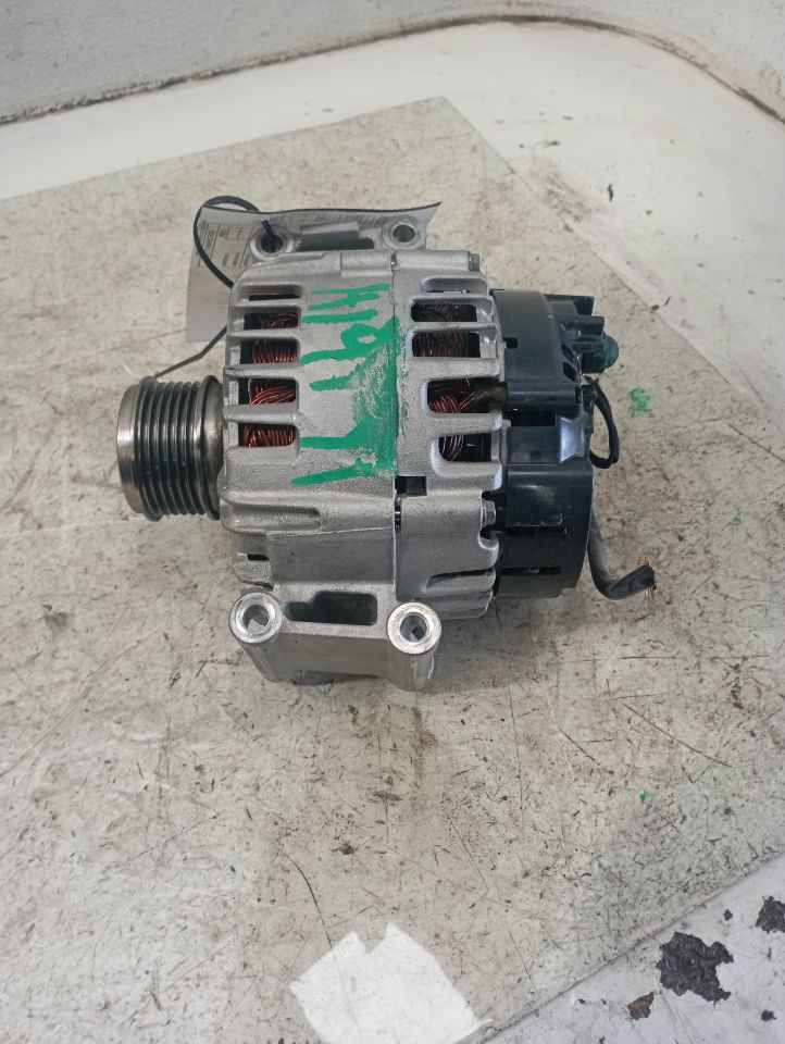 2020 Volkswagen PASSAT Alternator