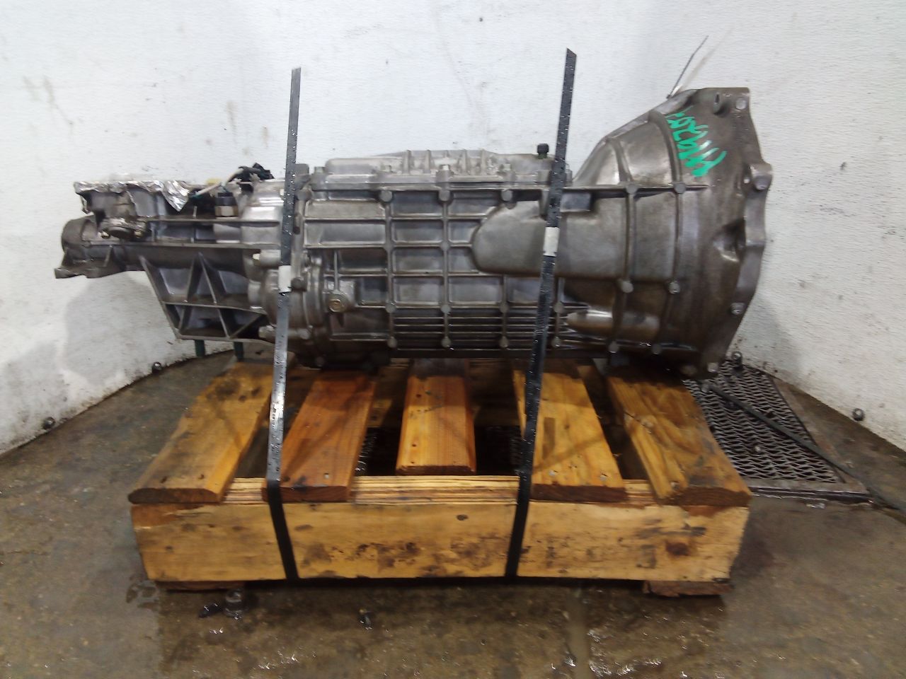 Part image 3