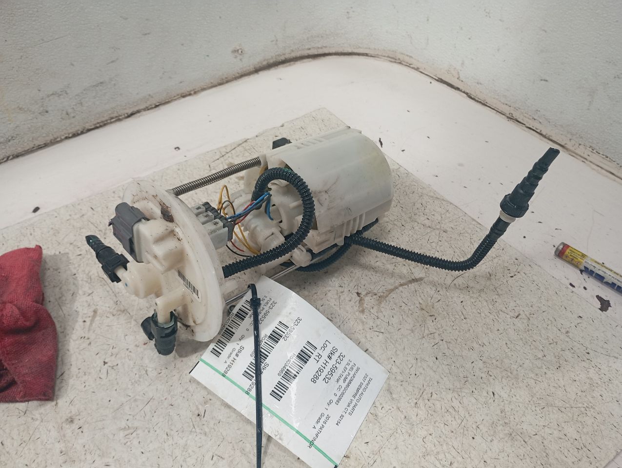 2016 Nissan PATHFINDER Fuel Pump