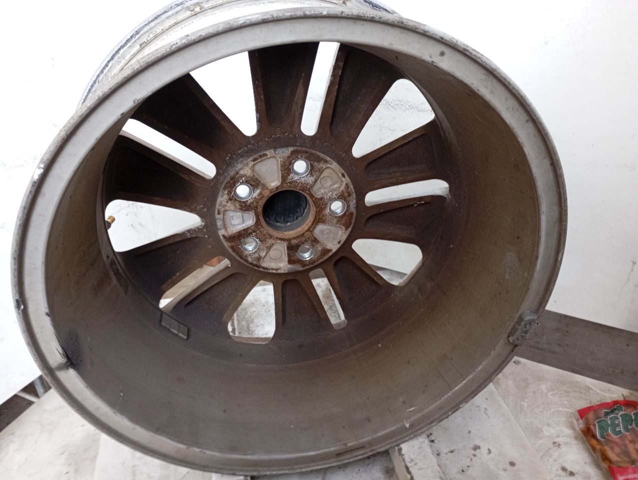 Part image 3