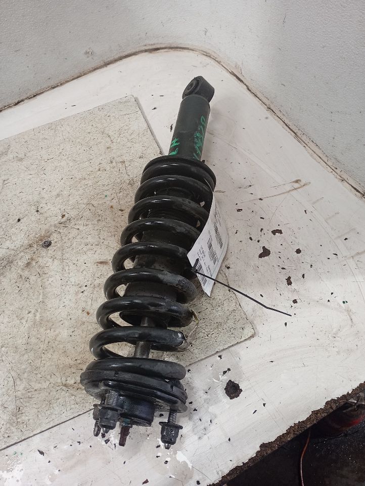 2017 General Motors COLORADO Strut