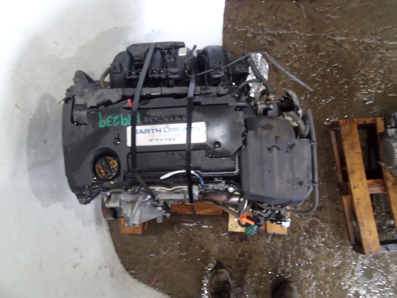Part image 3