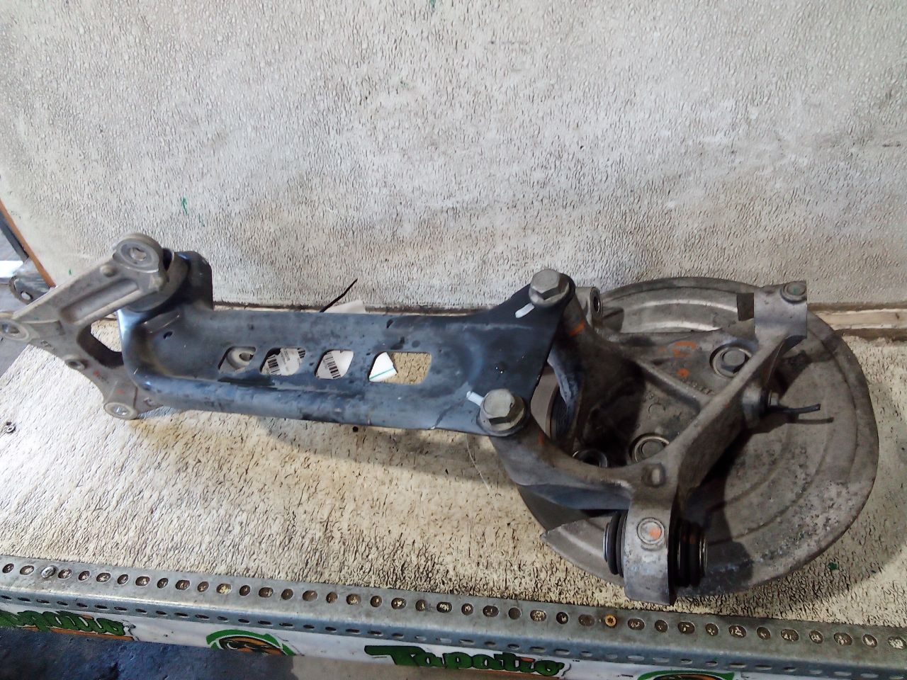 Part image 1