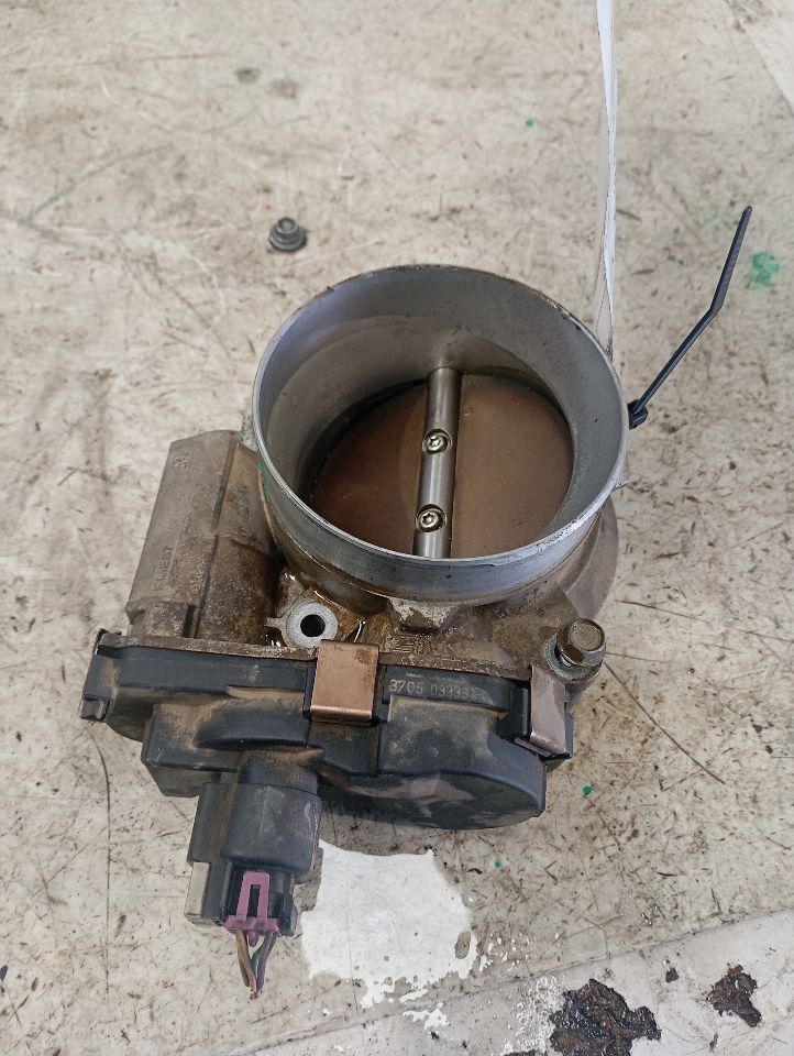 2014 General Motors SILVERADO 2500 PICKUP Throttle Body Assy