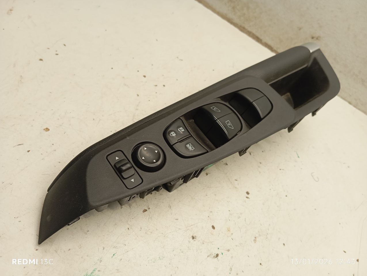 2024 Nissan KICKS Front Door Switch