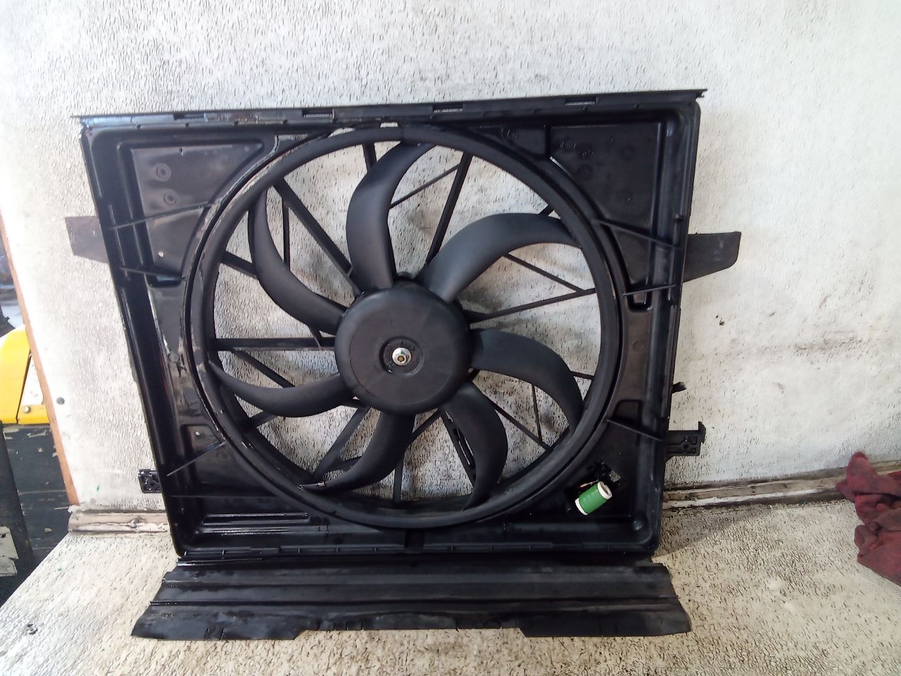 Part image 7