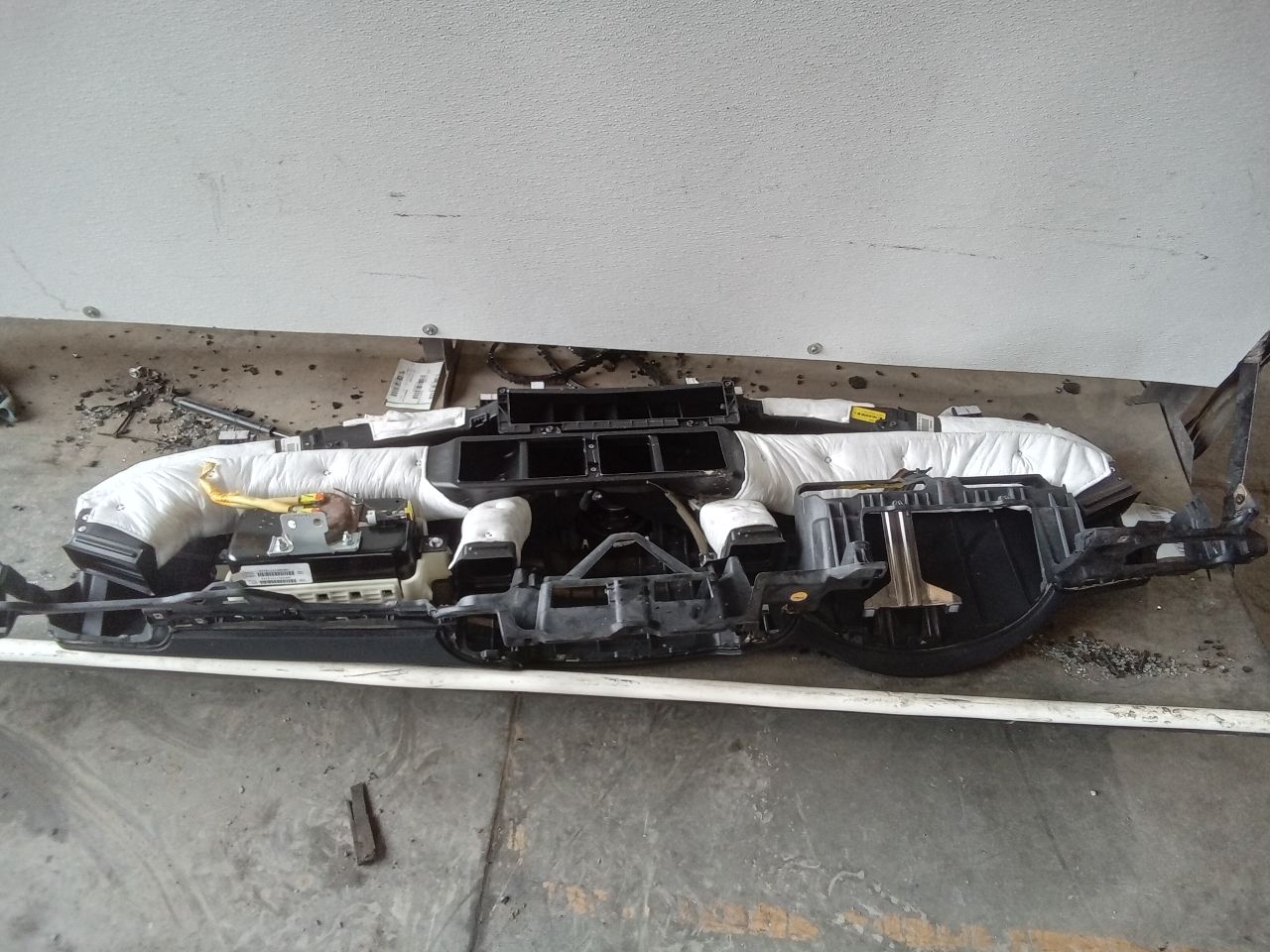Part image 3