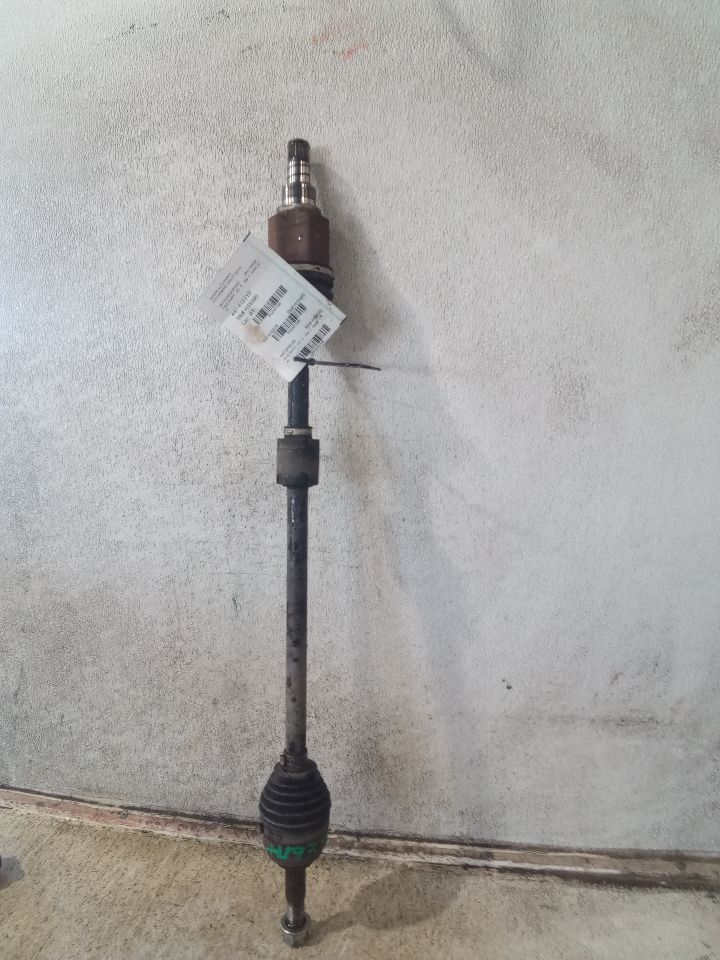 2018 Nissan VERSA Axle Shaft