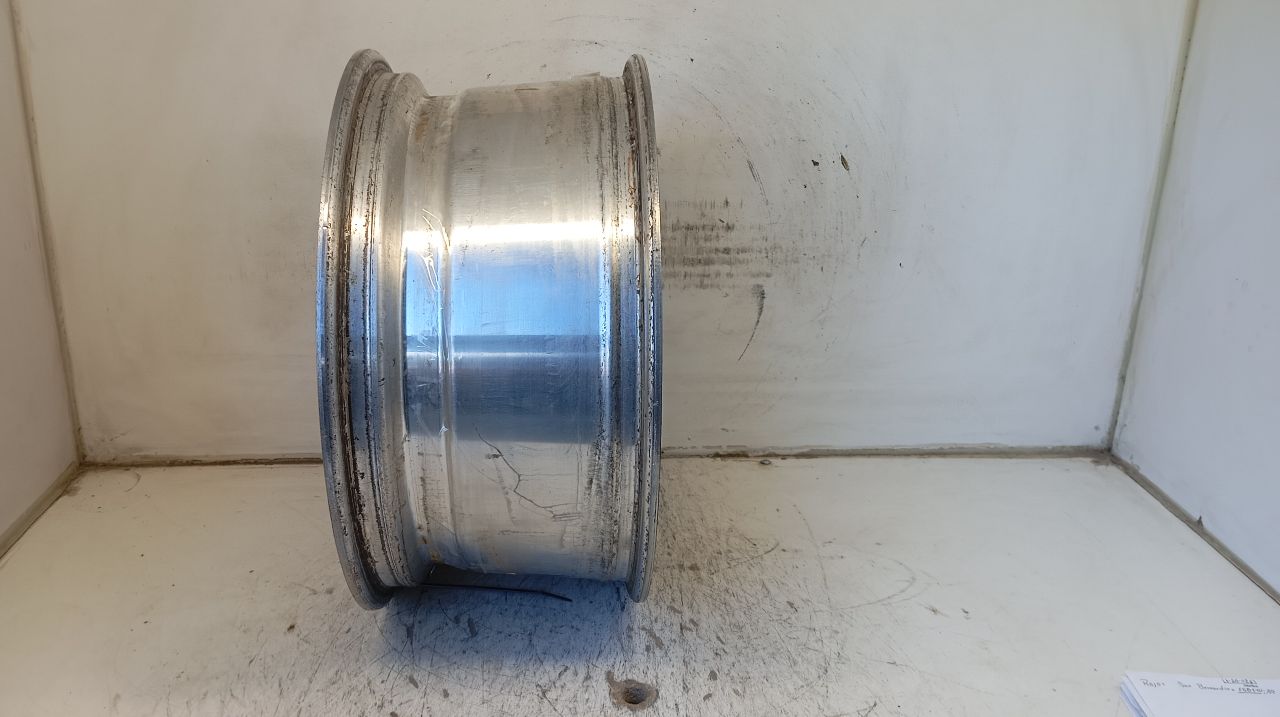 Part image 13