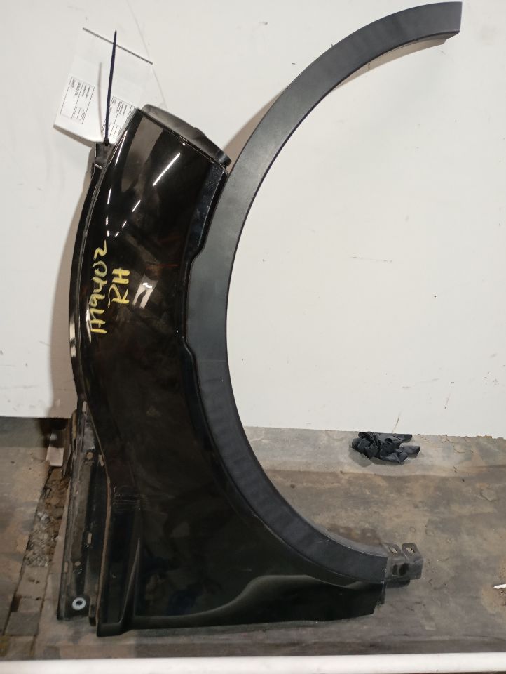 2013 Rover EVOQUE Fender