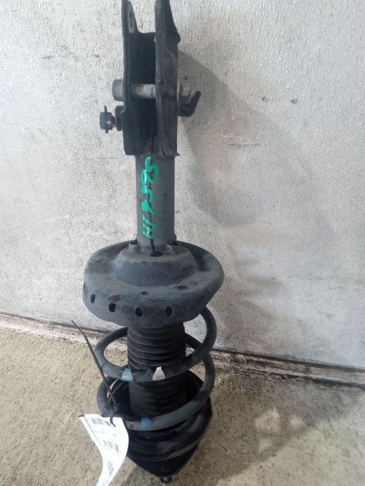 2015 Subaru FORESTER Strut